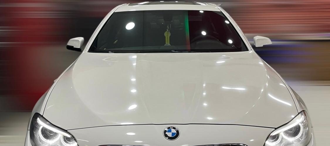 Samsun’da Araçların Güneşin Zararlı Etkilerinden Korunması: Rayban Araç Cam Filmleri